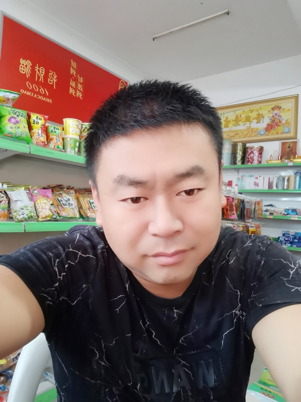 麻辣香锅的第一张照片--曲靖相亲服务中心
