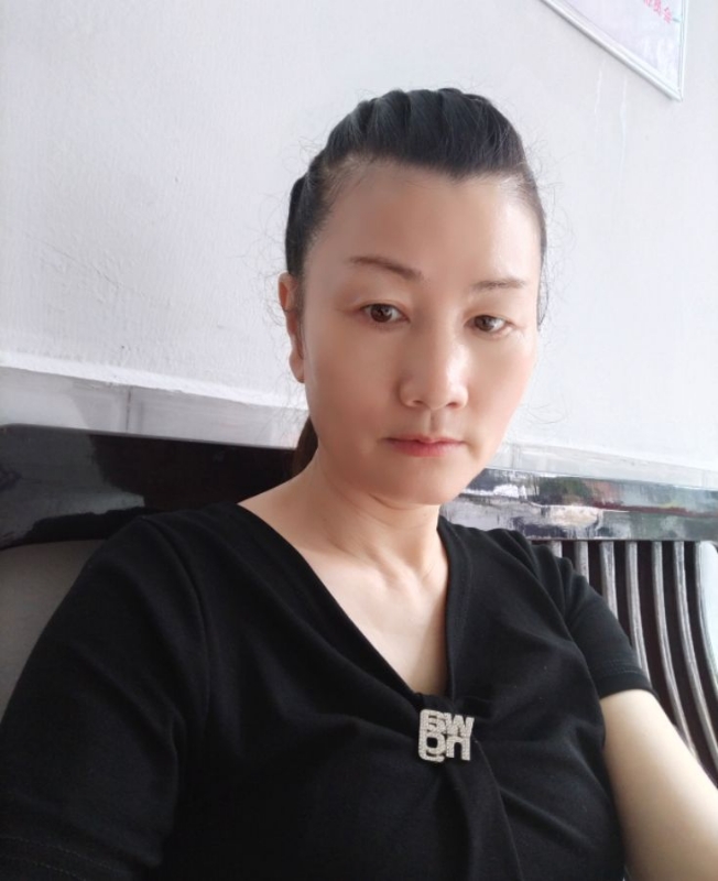 单只蝴蝶的第二张照片--曲靖相亲服务中心
