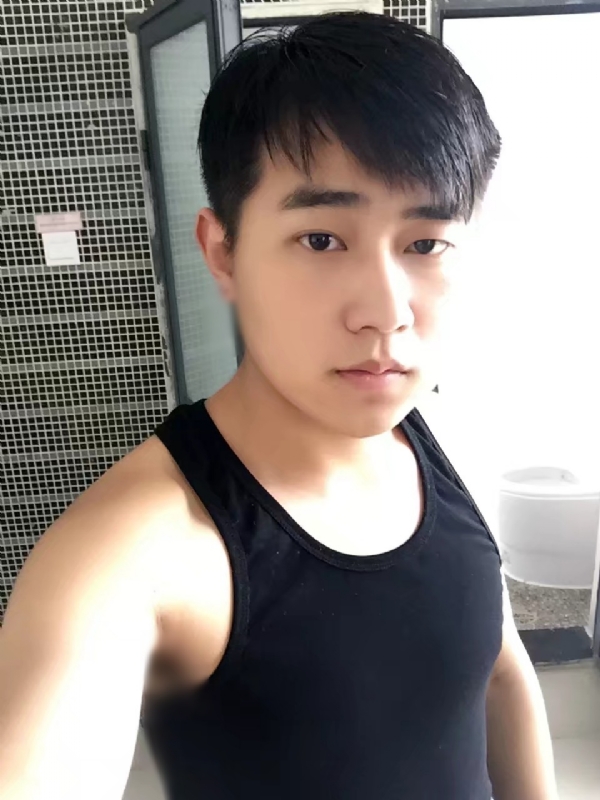 繁花似锦的第一张照片--曲靖相亲服务中心