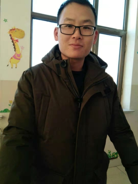 品上男人的第一张照片--曲靖相亲服务中心