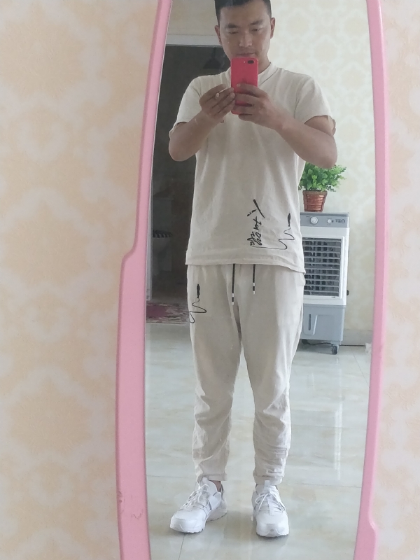 一天一根烟的第二张照片--曲靖相亲服务中心