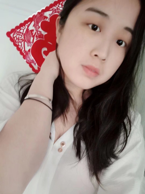 百合的第一张照片--曲靖相亲服务中心