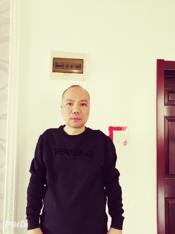 酒香四溢的第一张照片--曲靖相亲服务中心