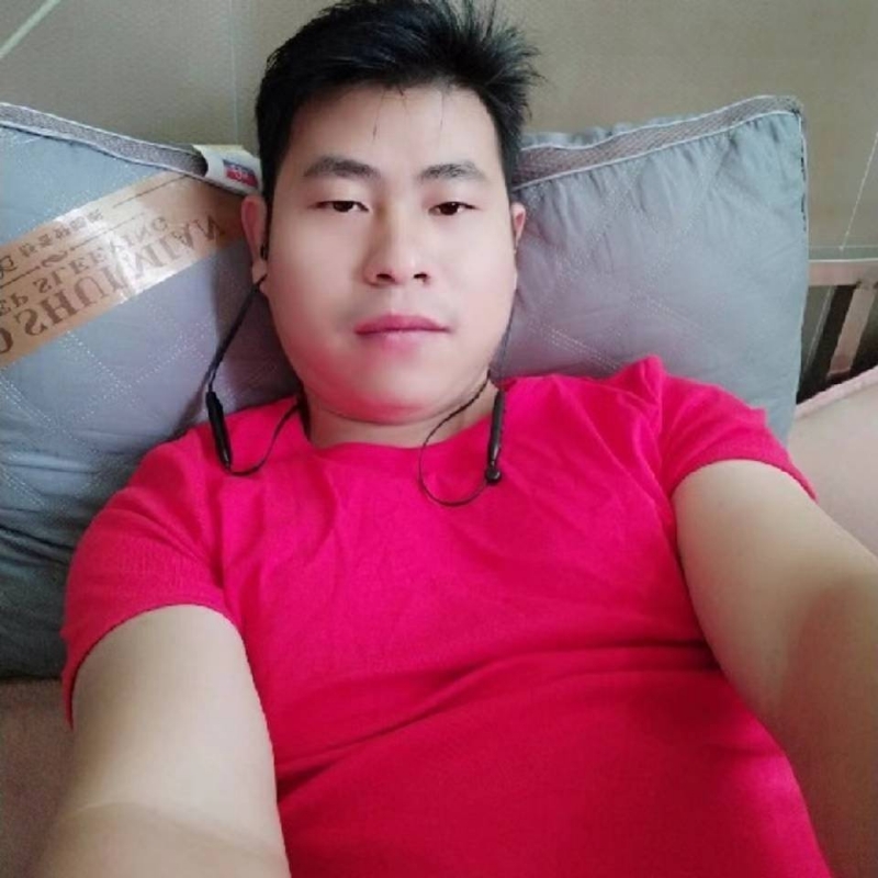 李强的第一张照片--曲靖相亲服务中心