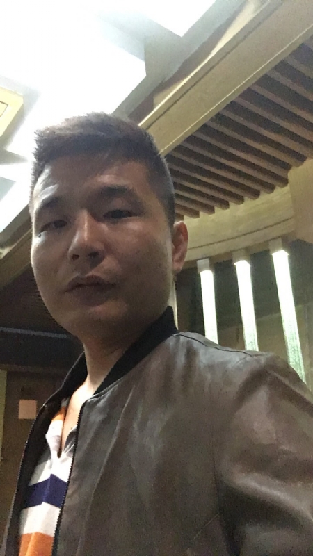 古月的第三张照片--曲靖相亲服务中心