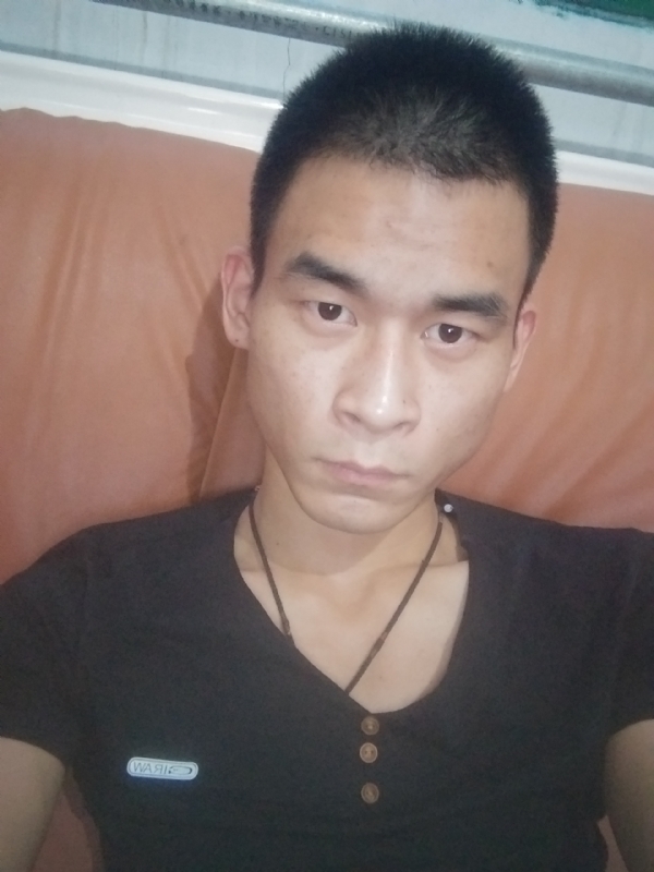 单身狗一枚的第一张照片--曲靖相亲服务中心