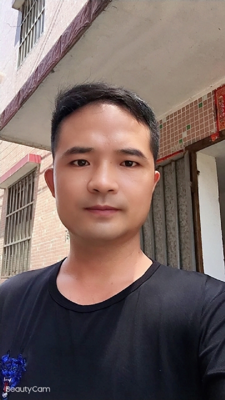言飞的第一张照片--曲靖相亲服务中心