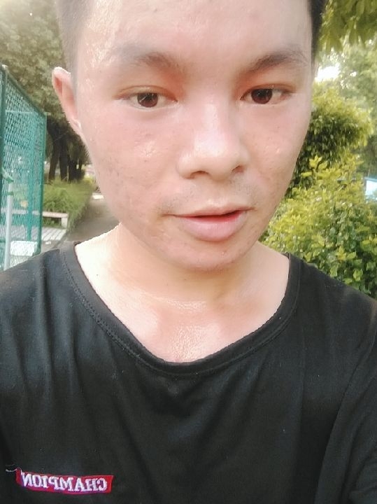 楠呐的第二张照片--曲靖相亲服务中心