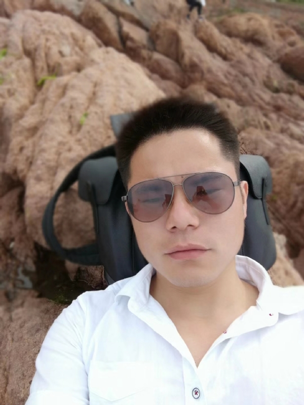 易听的第一张照片--曲靖相亲服务中心