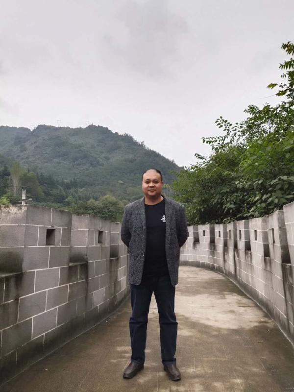 玉竹的第一张照片--曲靖相亲服务中心