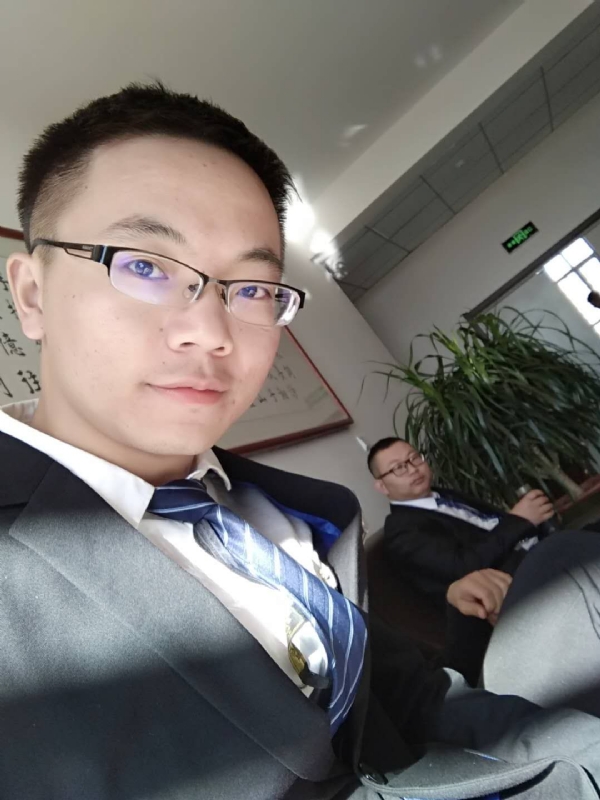 94ever的第一张照片--曲靖相亲服务中心