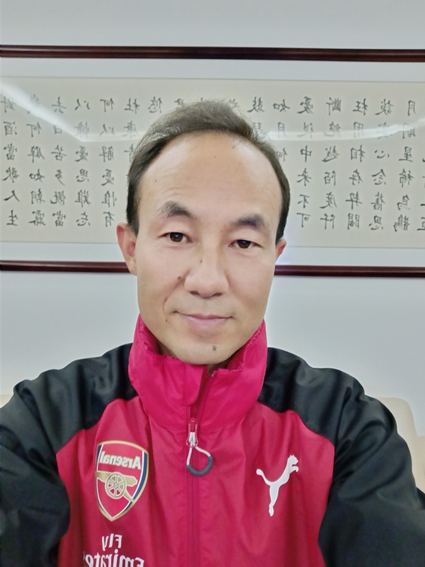 在路上的第二张照片--曲靖相亲服务中心