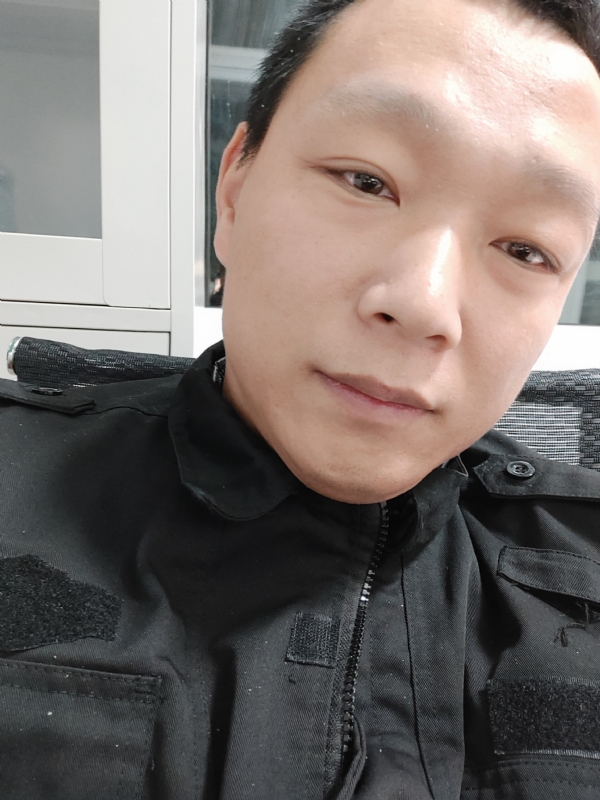 真实找人结婚的第二张照片--曲靖相亲服务中心