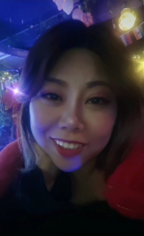 收快递的费仙女的第一张照片--曲靖相亲服务中心
