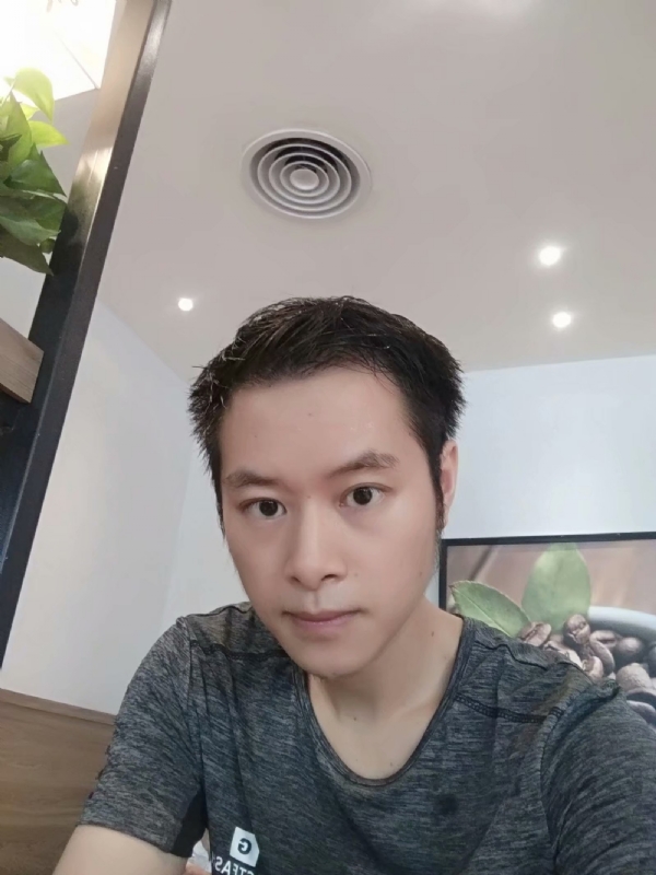 期待缘分的第二张照片--曲靖相亲服务中心