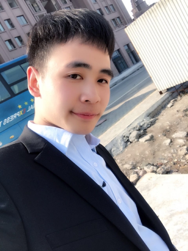 流浪者的第二张照片--曲靖相亲服务中心