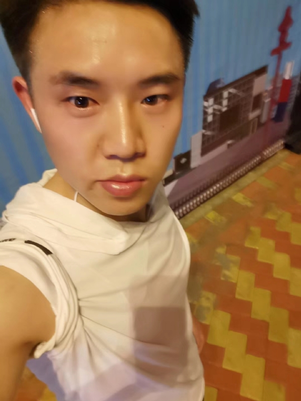 雷子的第一张照片--曲靖相亲服务中心