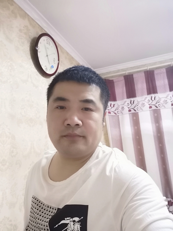 爱你的眼睛的第一张照片--曲靖相亲服务中心