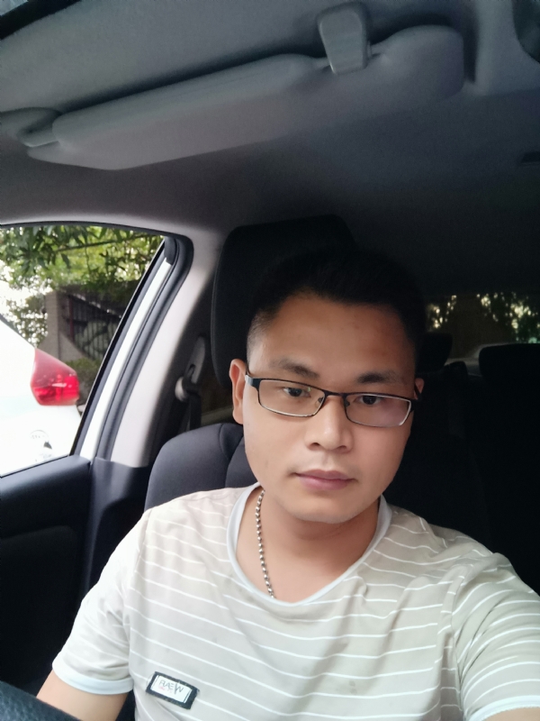 水明的第一张照片--曲靖相亲服务中心