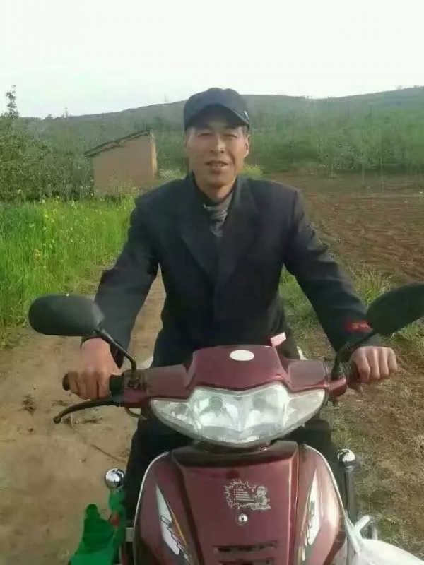 牵手随缘的第一张照片--曲靖相亲服务中心