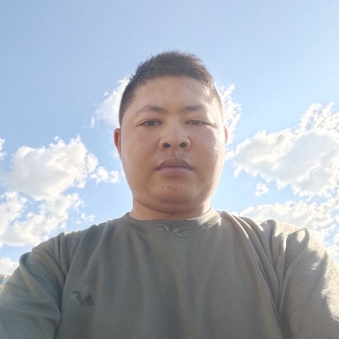 马的第一张照片--曲靖相亲服务中心
