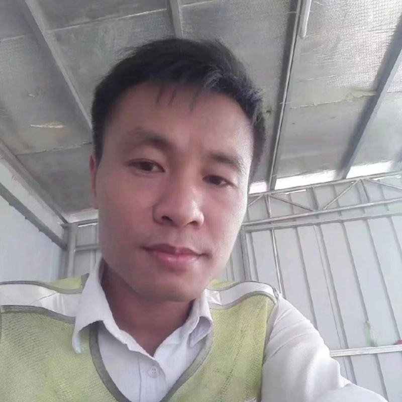 小马哥的第二张照片--曲靖相亲服务中心