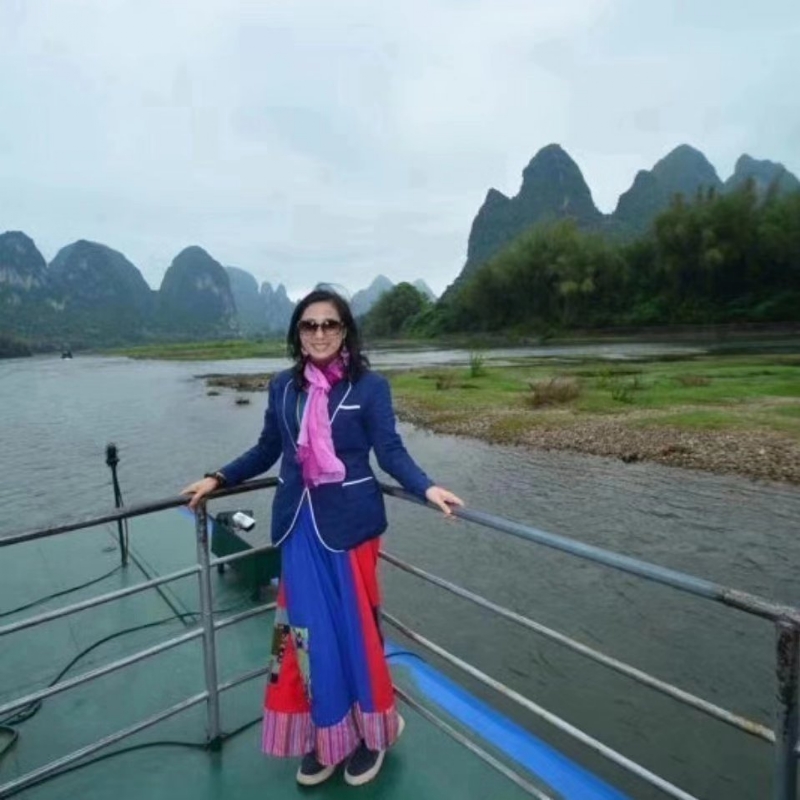 julia的第一张照片--曲靖相亲服务中心