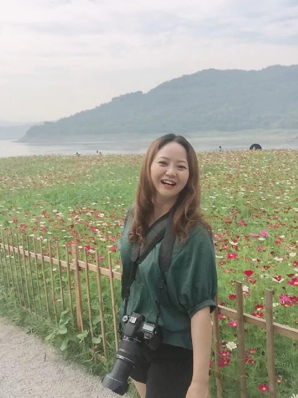 花雨的第一张照片--曲靖相亲服务中心