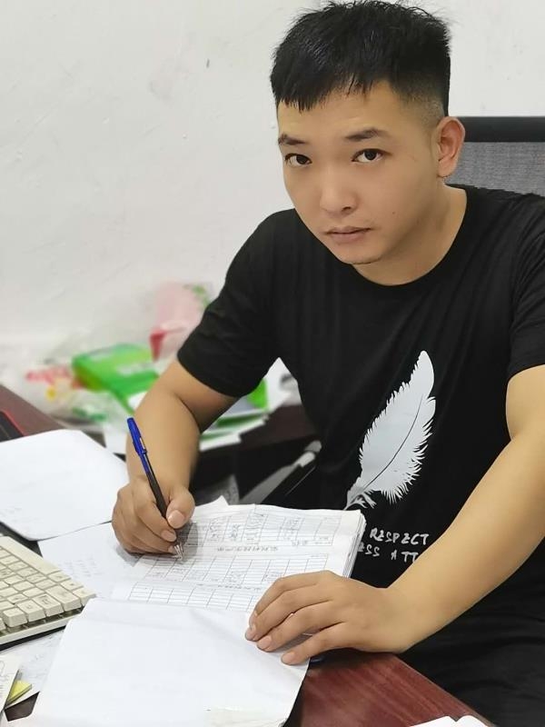 寻找另一伴的第一张照片--曲靖相亲服务中心