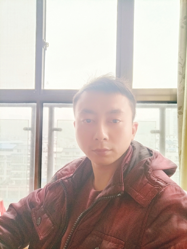 流星雨的第一张照片--曲靖相亲服务中心