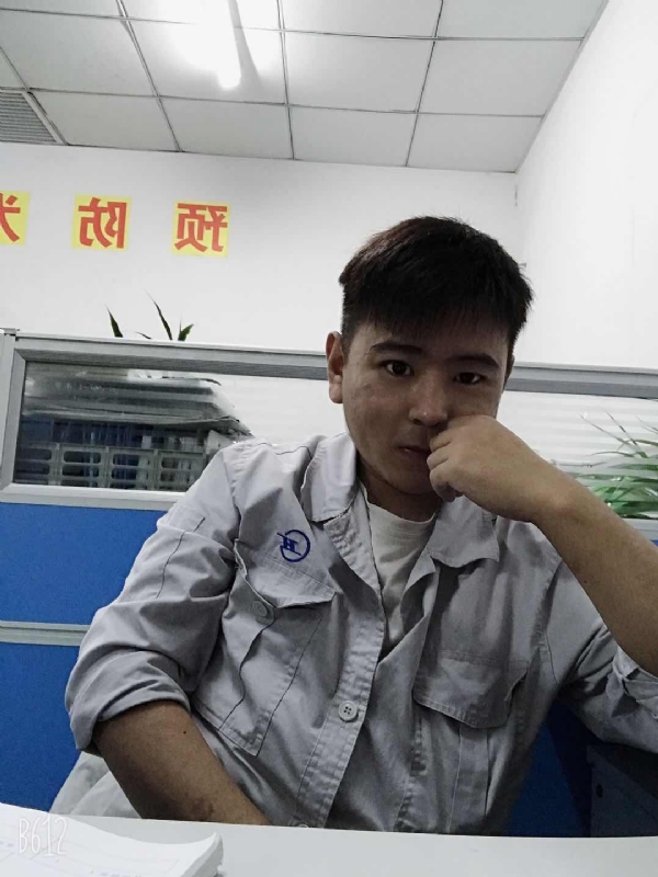 浮生若梦的第一张照片--曲靖相亲服务中心