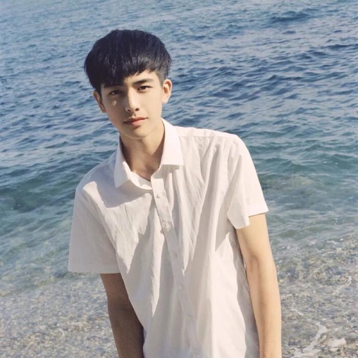 啊巴啊巴的第一张照片--曲靖相亲服务中心