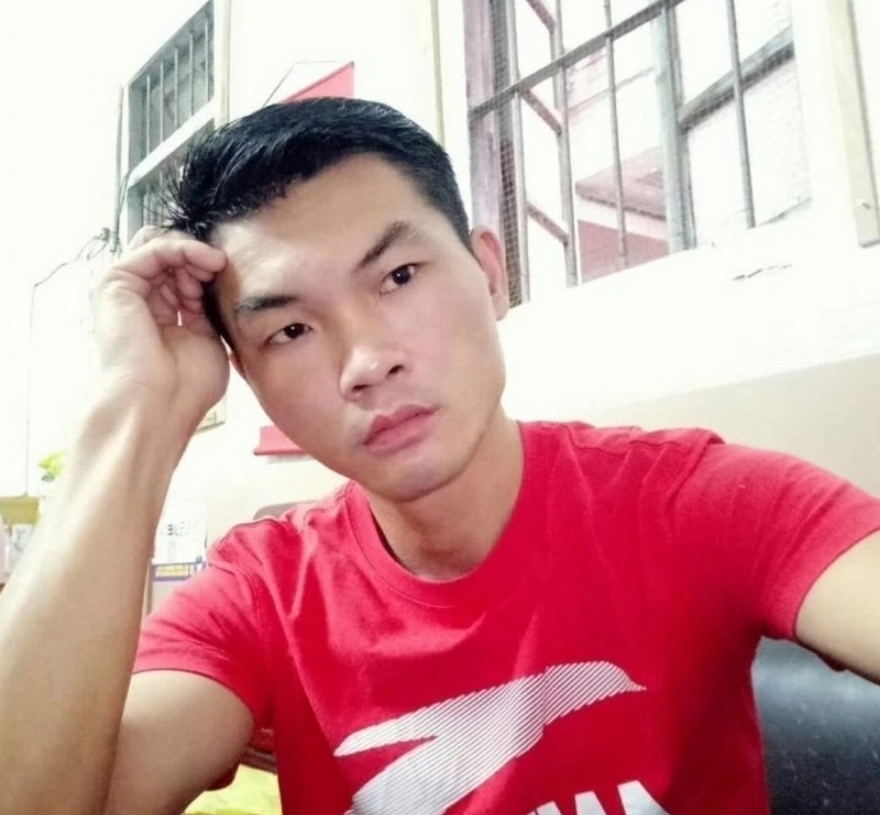 英俊的台灯的第一张照片--曲靖相亲服务中心