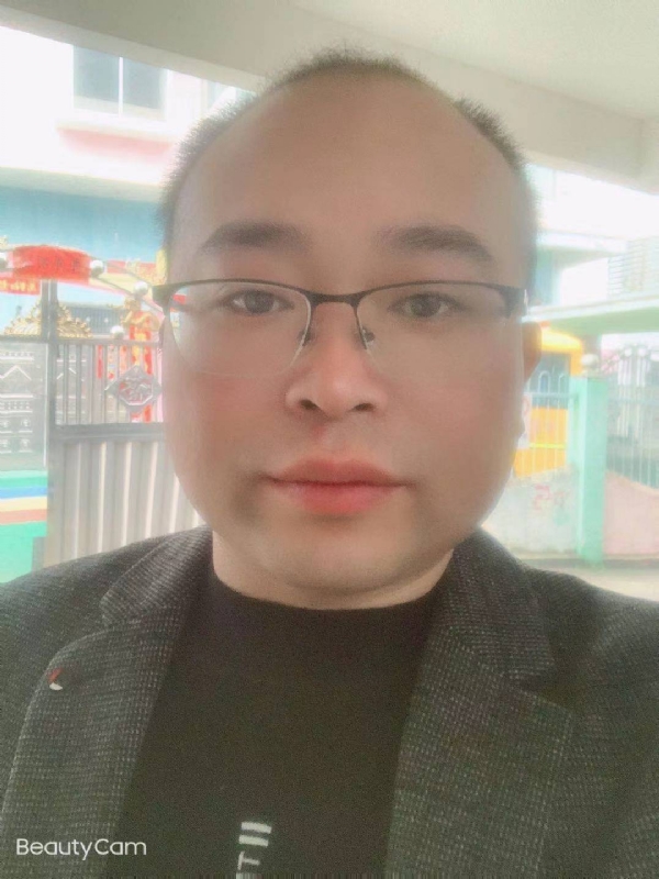 海阔凭鱼跃的第一张照片--曲靖相亲服务中心