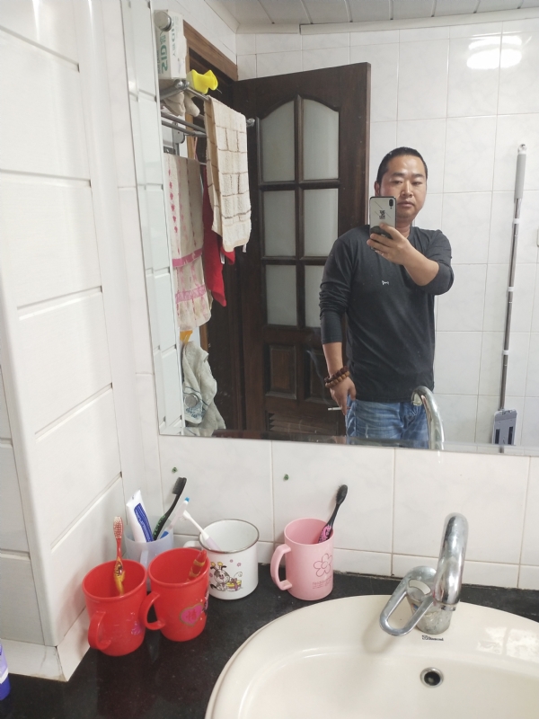 半世人间的第二张照片--曲靖相亲服务中心