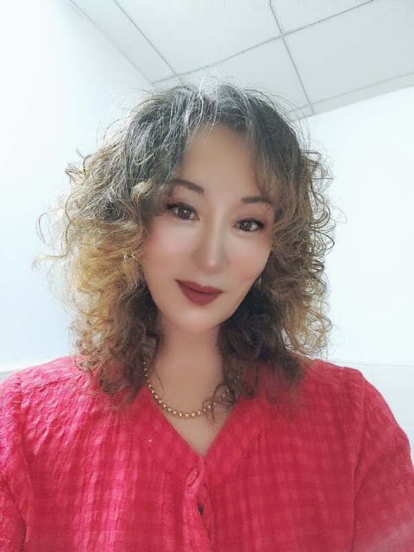 燕子的第一张照片--曲靖相亲服务中心