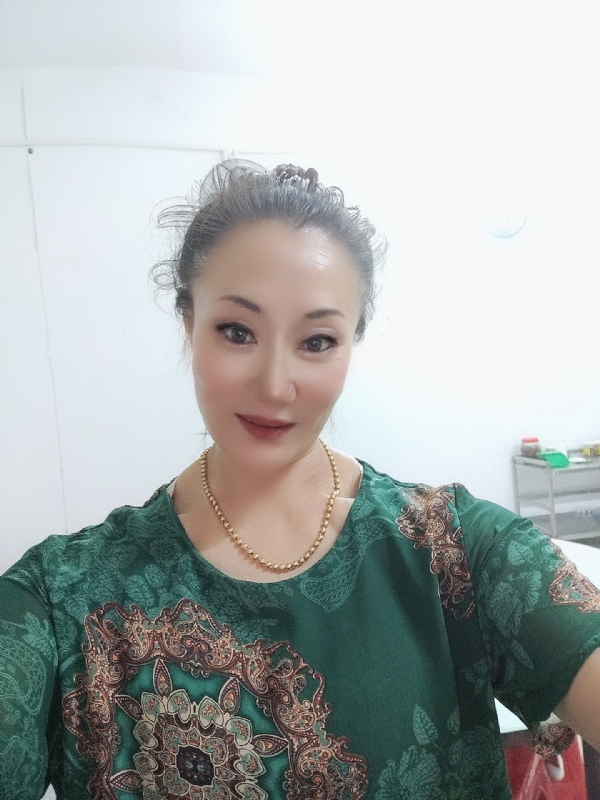 燕子的第二张照片--曲靖相亲服务中心