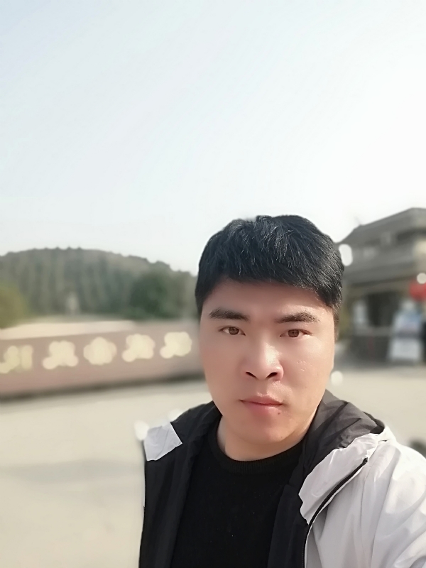 long7的第一张照片--曲靖相亲服务中心