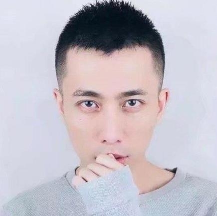 辛酉的第一张照片--曲靖相亲服务中心