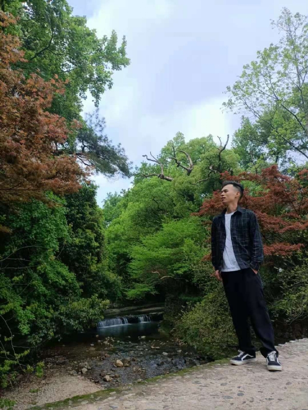 小白的第一张照片--曲靖相亲服务中心