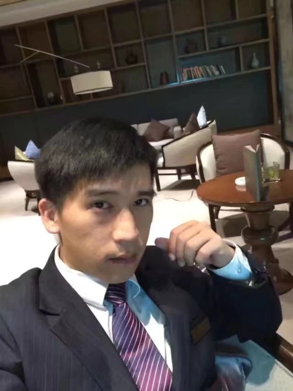 一条孤独的鱼的第二张照片--曲靖相亲服务中心