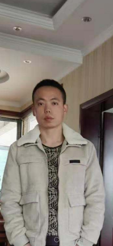 tom的第一张照片--曲靖相亲服务中心