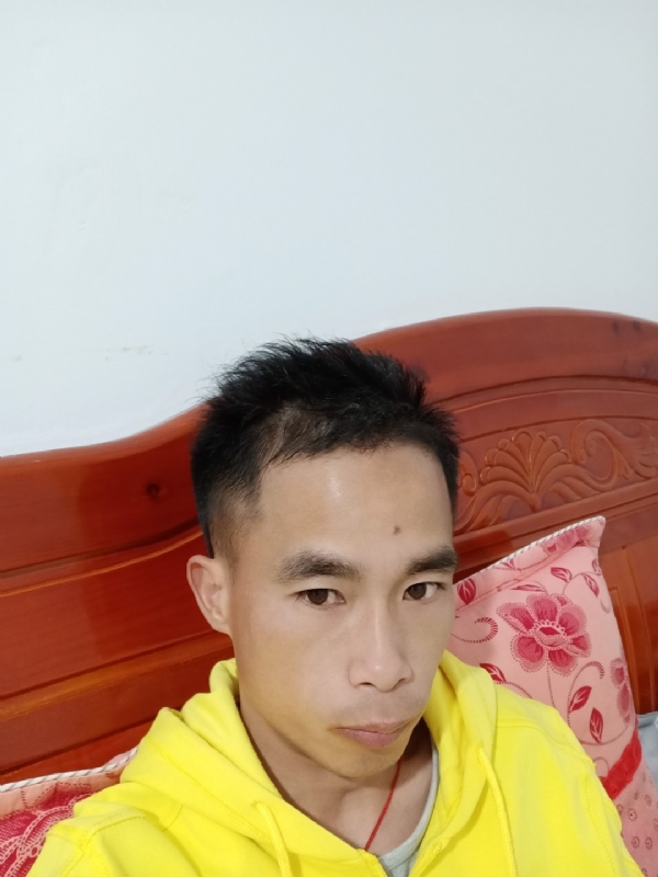 小biu崽的第一张照片--曲靖相亲服务中心