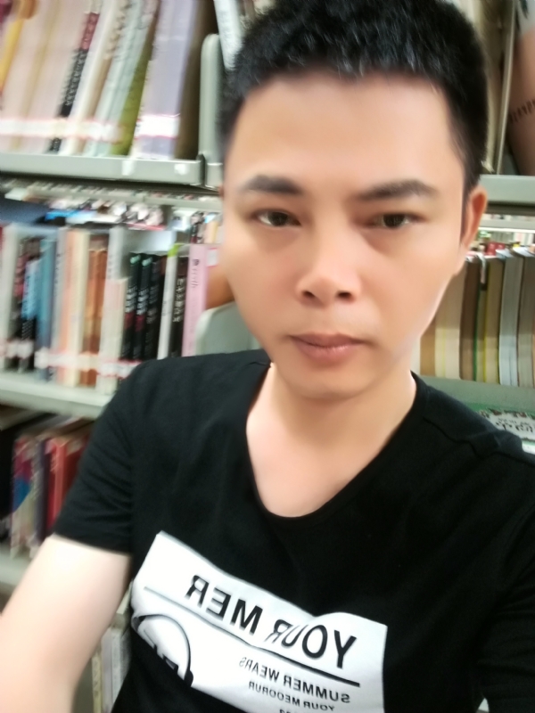 青青子衿的第一张照片--曲靖相亲服务中心