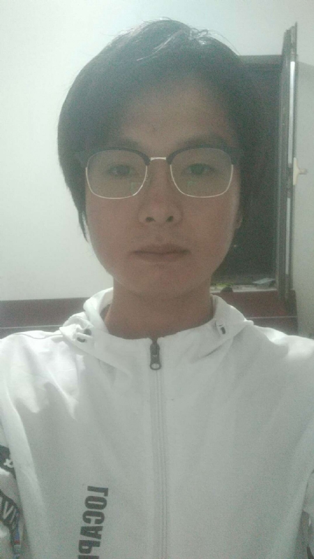 轻吻的第一张照片--曲靖相亲服务中心