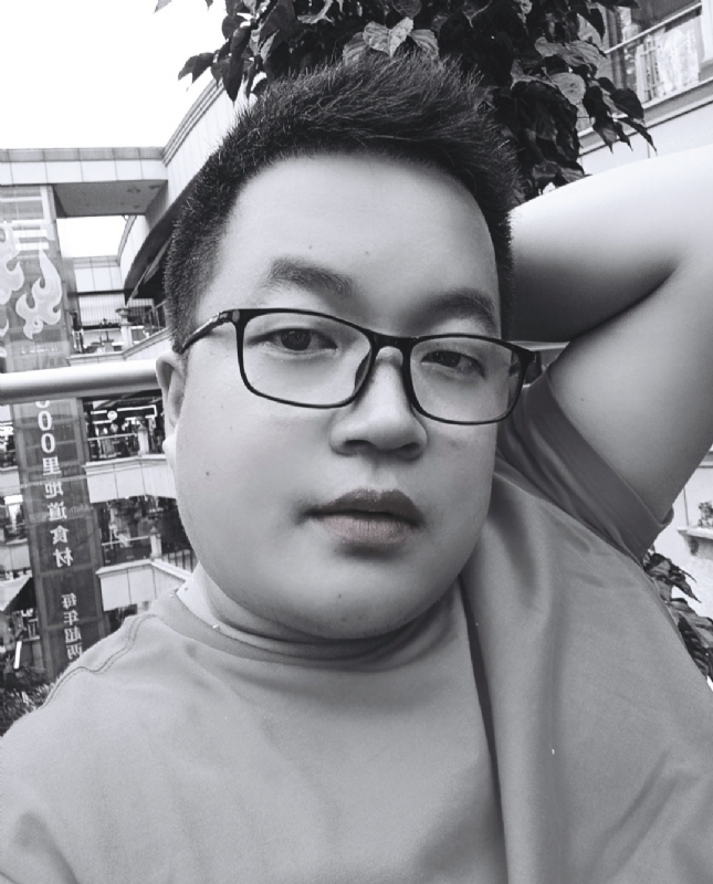 2公子的第三张照片--曲靖相亲服务中心