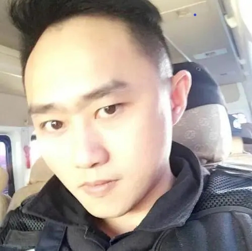 長聊的第一张照片--曲靖相亲服务中心
