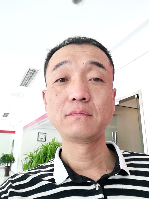 社会你的飞哥的第一张照片--曲靖相亲服务中心