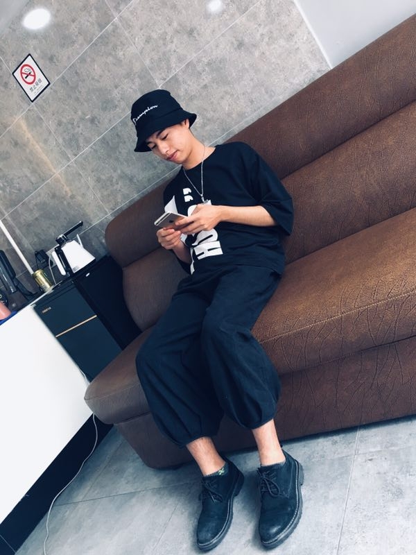 寻找的第三张照片--曲靖相亲服务中心