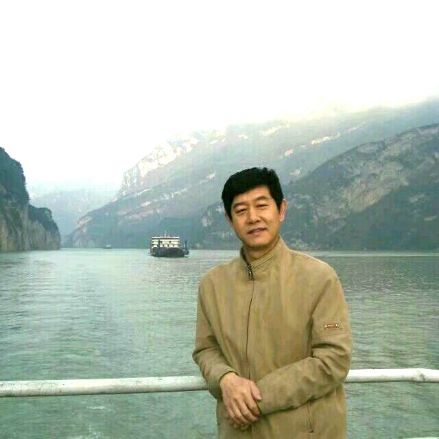 优秀善良178/72的第一张照片--曲靖相亲服务中心